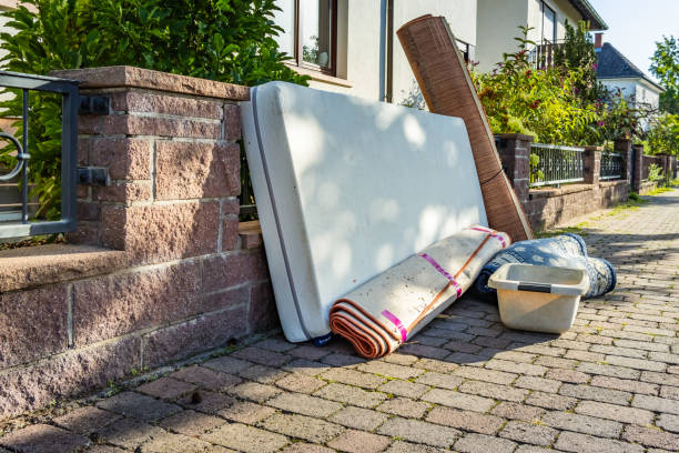 Best Mattress Removal Service  in Cascade, IA